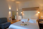 2-Bedroom Deluxe Rooms Private Heated Pool