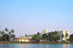 Resort Exterior Lake View