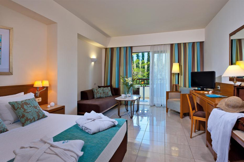 Double Room Garden / Mountain View