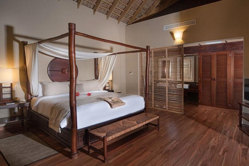 Junior Suite Ocean Front
