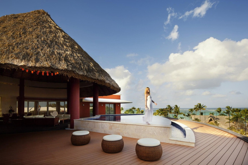 Presidential Suite Ocean Front Premium Level