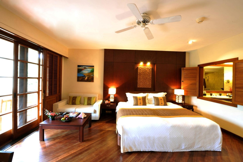 Lagoon Superior Room