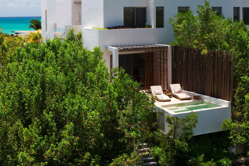 Beachside Lagoonview Suite