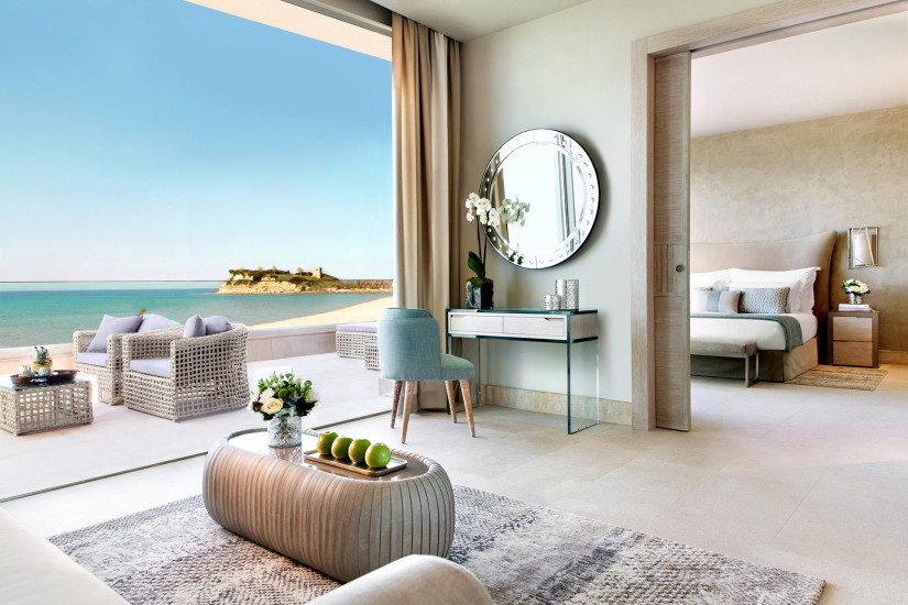 Deluxe One Bedroom Suite Beach Front