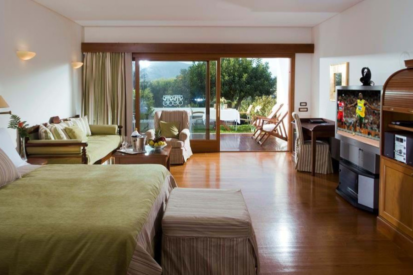 Room Garden View